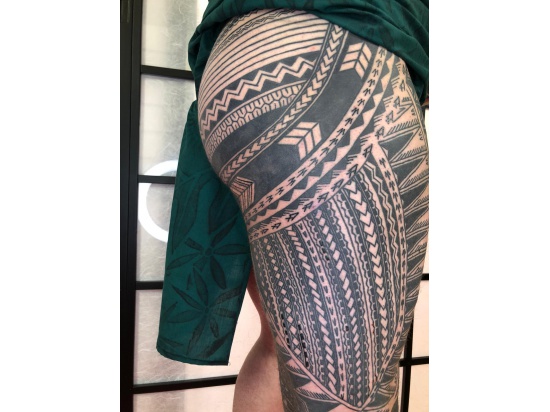 Tatuaggio tribale di Mattia Jey...