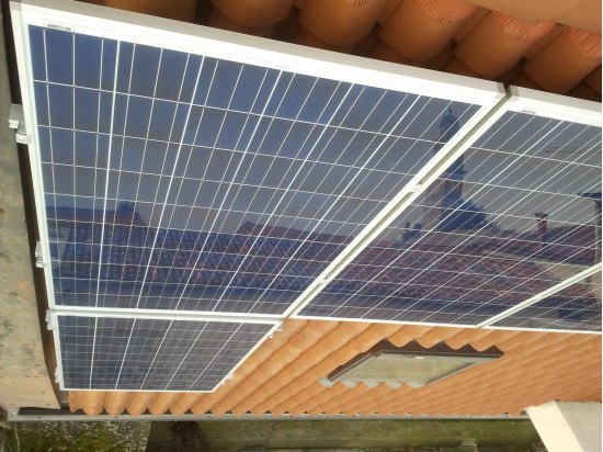 Impianto fotovoltaico da 3kp installato su una abi...