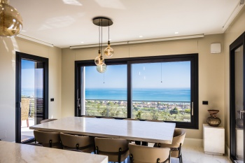 INFISSI IN ALLUMINIO SCHUCO