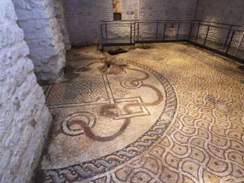 Tour archeologico di Bari / I tesori della città vecchia
