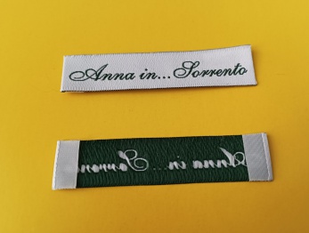 Etichette tessute per abbigliamento a Roma